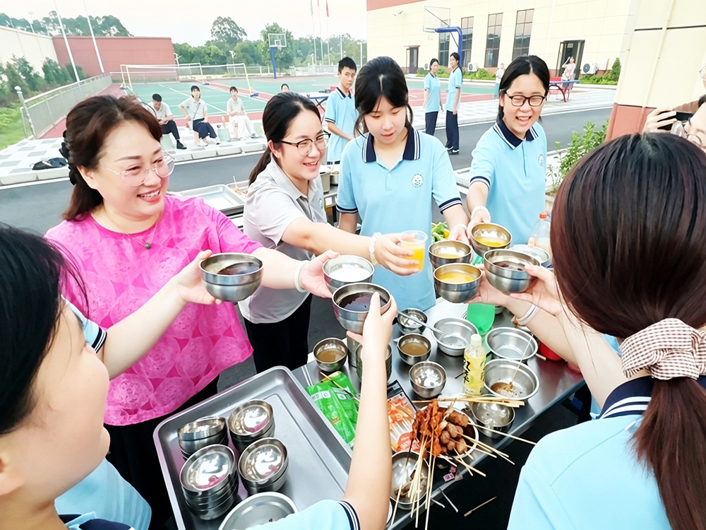 东莞叛逆少年改变学校联系电话及选型指南